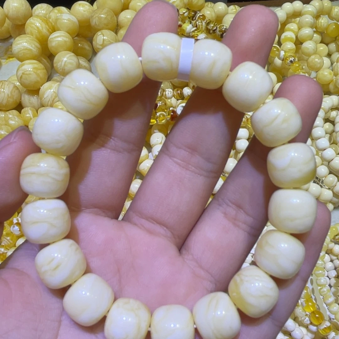 蜜蜡未镶嵌珠宝奇石12m