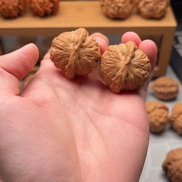 文玩核桃吊坠乾隆磨