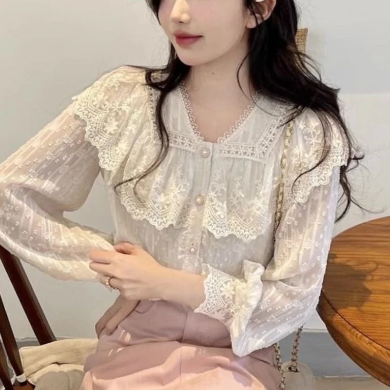 蕾丝衫女春夏新款花边衬衫雪纺衫洋气女装上衣设计感遮肚显瘦小衫
