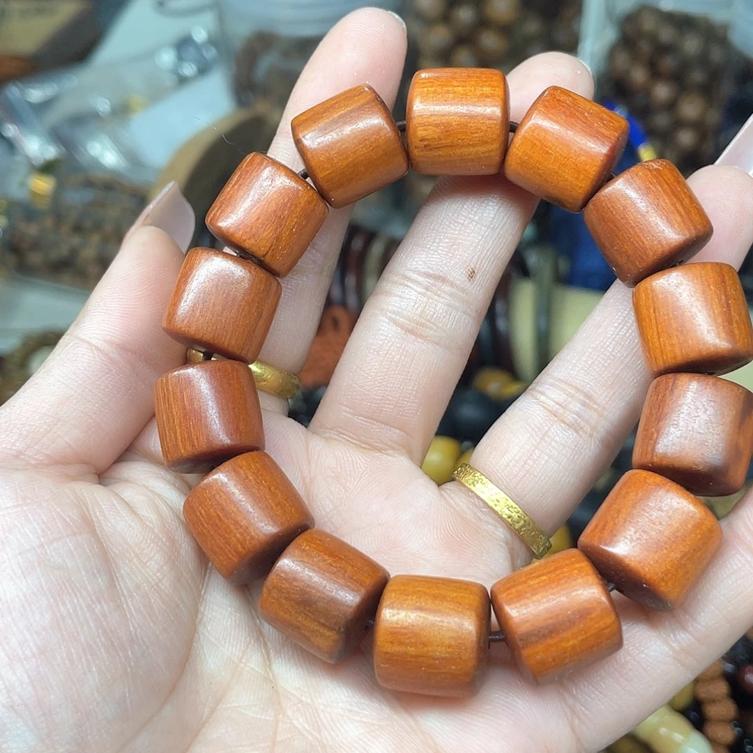 维腊木（绿檀）无事牌