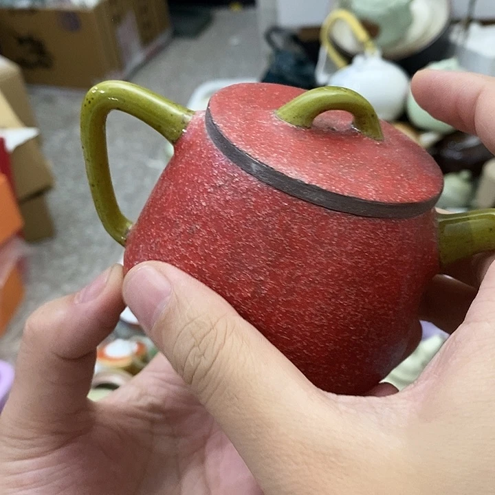 陶瓷艺术品及陶瓷壶壶