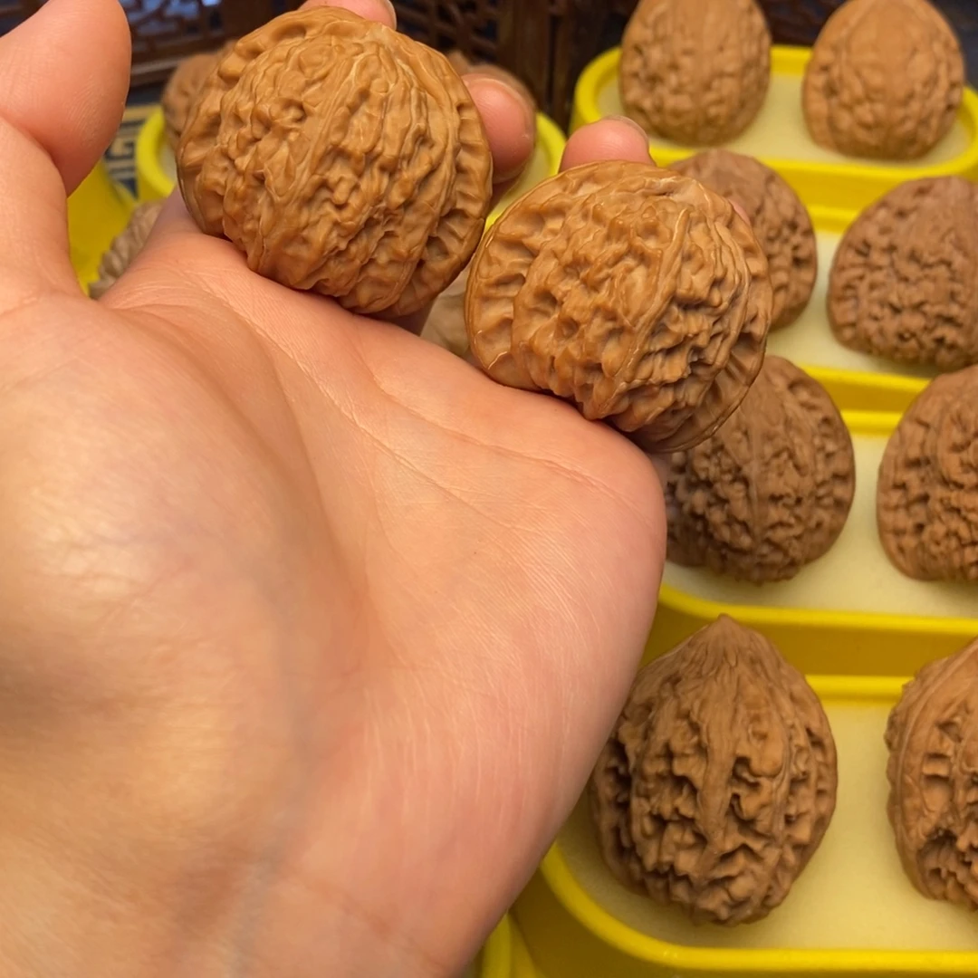 把件文玩核桃42白狮子