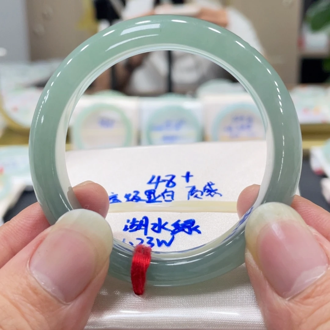 翡翠未镶嵌手镯翡翠手镯