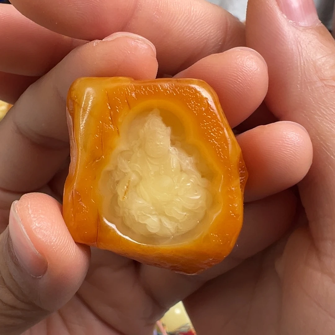 蜜蜡未镶嵌裸石蜜蜡