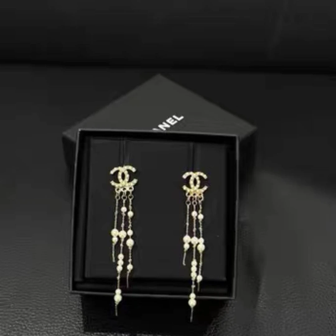 胖虎佳佳/香奈儿/95新/公价0/饰品/耳饰/31B2509140099