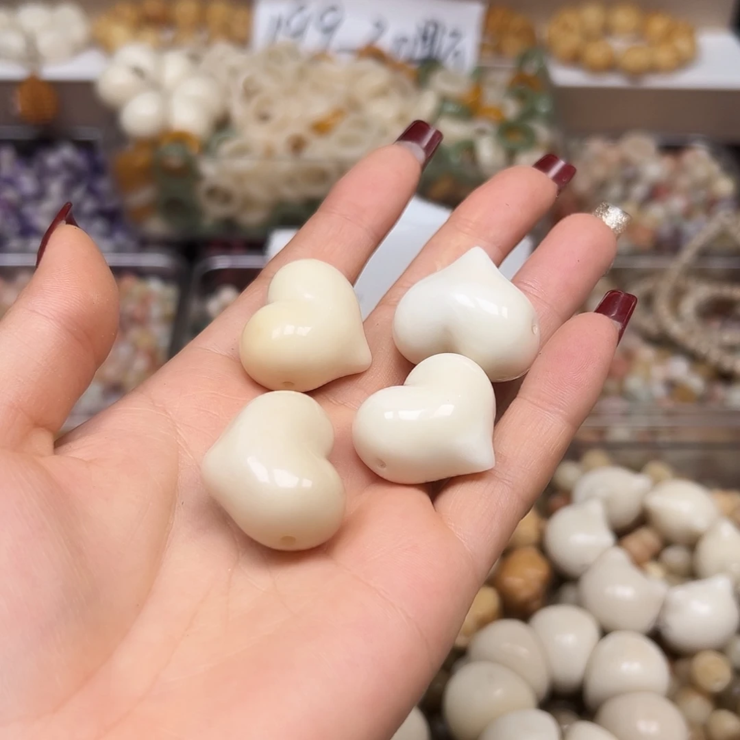 手串菩提根/象牙果瑕疵卡28左右孔爱心4颗有裂
