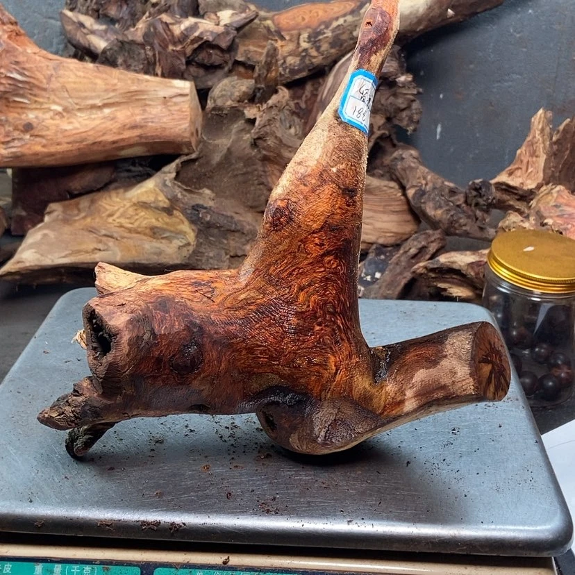 【闪购商品】黄花梨/降香黄檀美**界