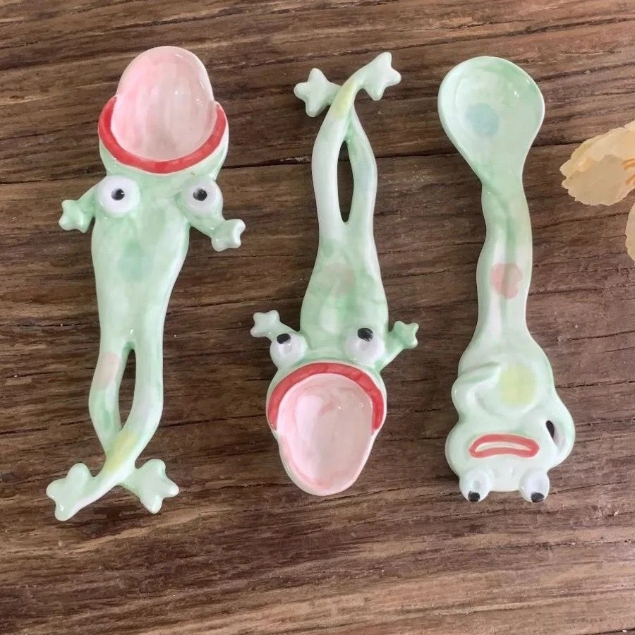 青蛙勺子汤勺甜品手工网红同款调羹创意搞怪沙雕陶瓷咖啡礼物搅拌