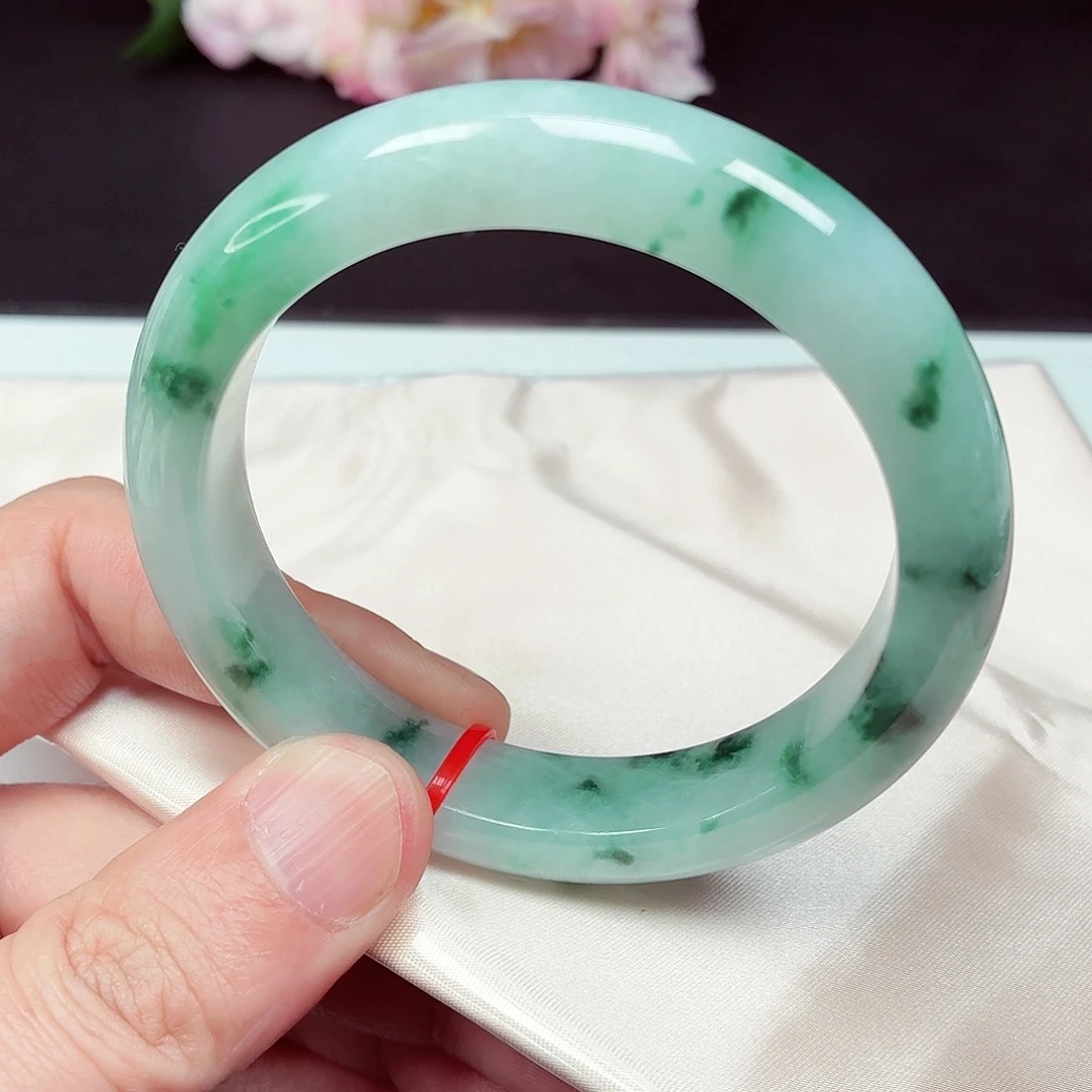 翡翠未镶嵌手镯58.8圈