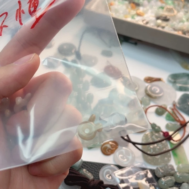 不***懂翡翠未镶嵌颈饰A货翡翠不退不换