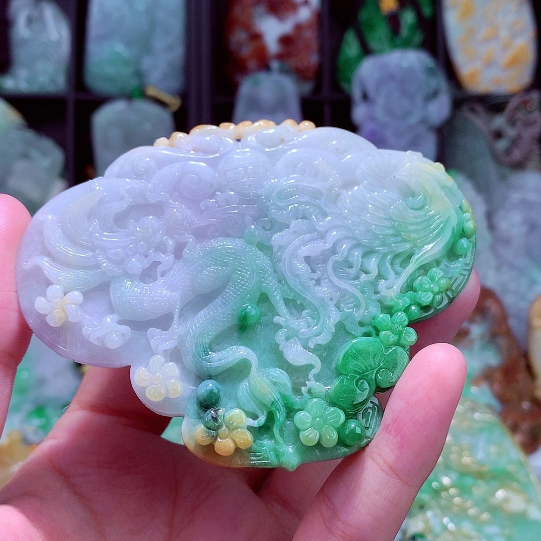 颈饰未镶嵌翡翠天然