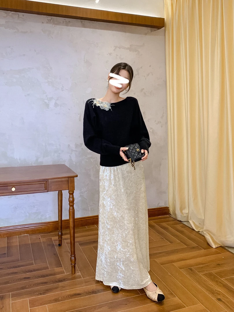 韩系时尚气质套装花朵长袖针织衫女秋季2025新款丝绒半身裙两件套