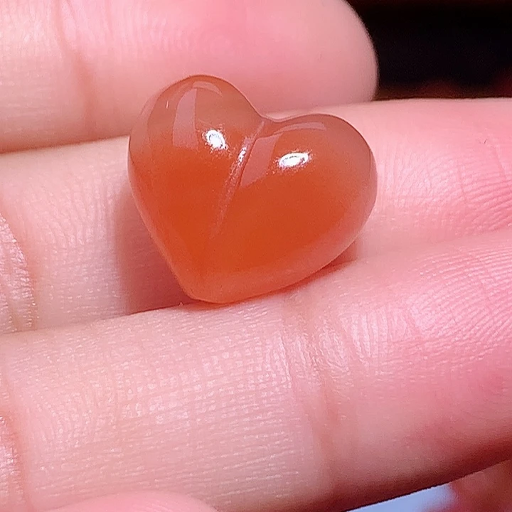 南红玛瑙足银镶嵌南红桃
