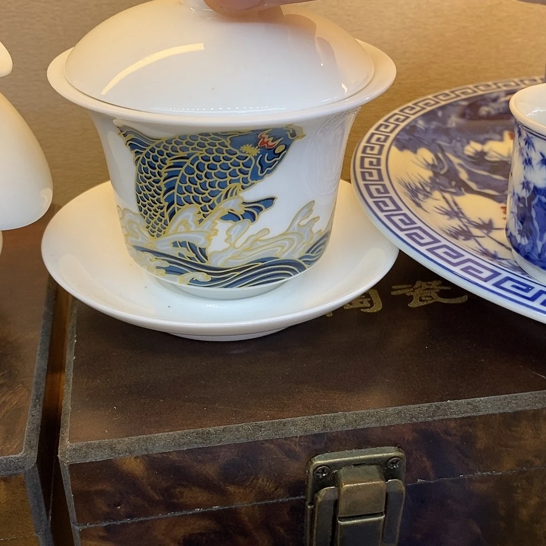 盖碗盖碗茶，盖碗茶，