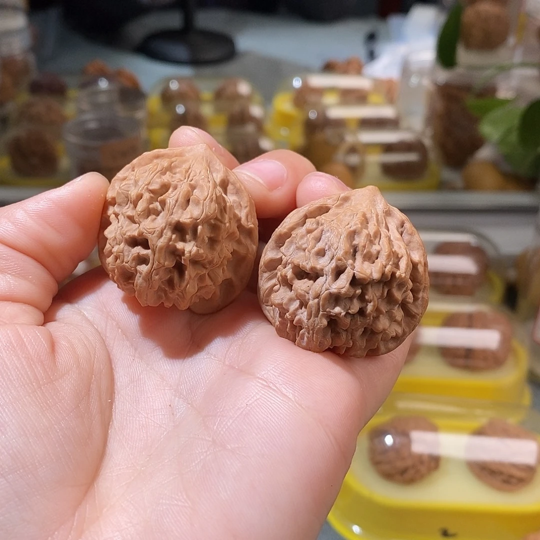 文玩核桃吊坠C10全品兴隆小帽36尺