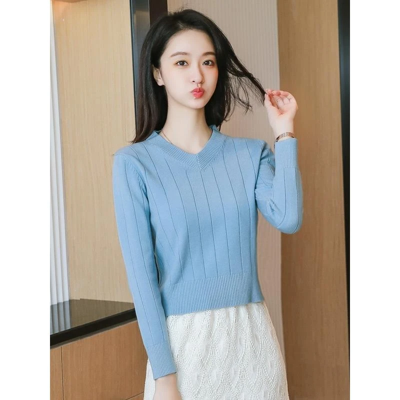 法芬图好看流行打底毛衣女2025年秋冬洋气百搭V领上衣短款针织衫