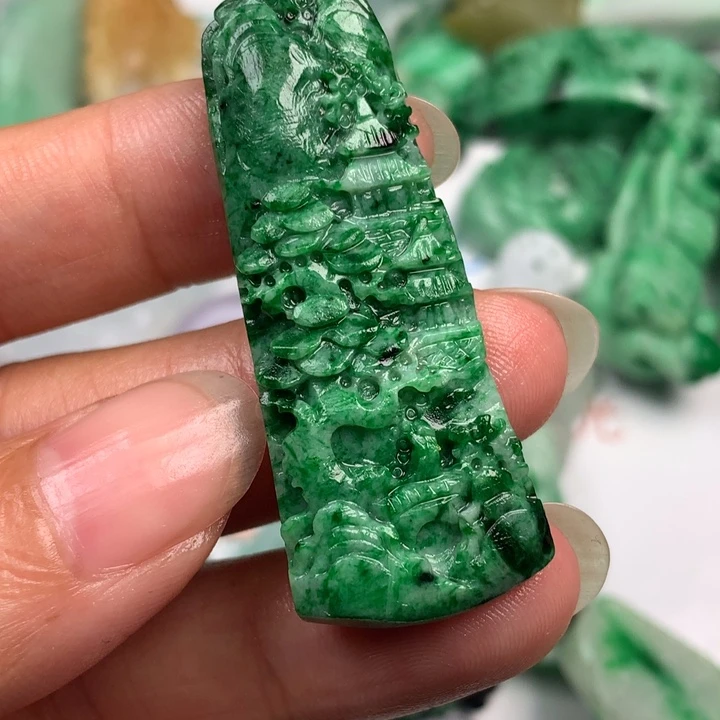 定制翡翠未镶嵌翡翠