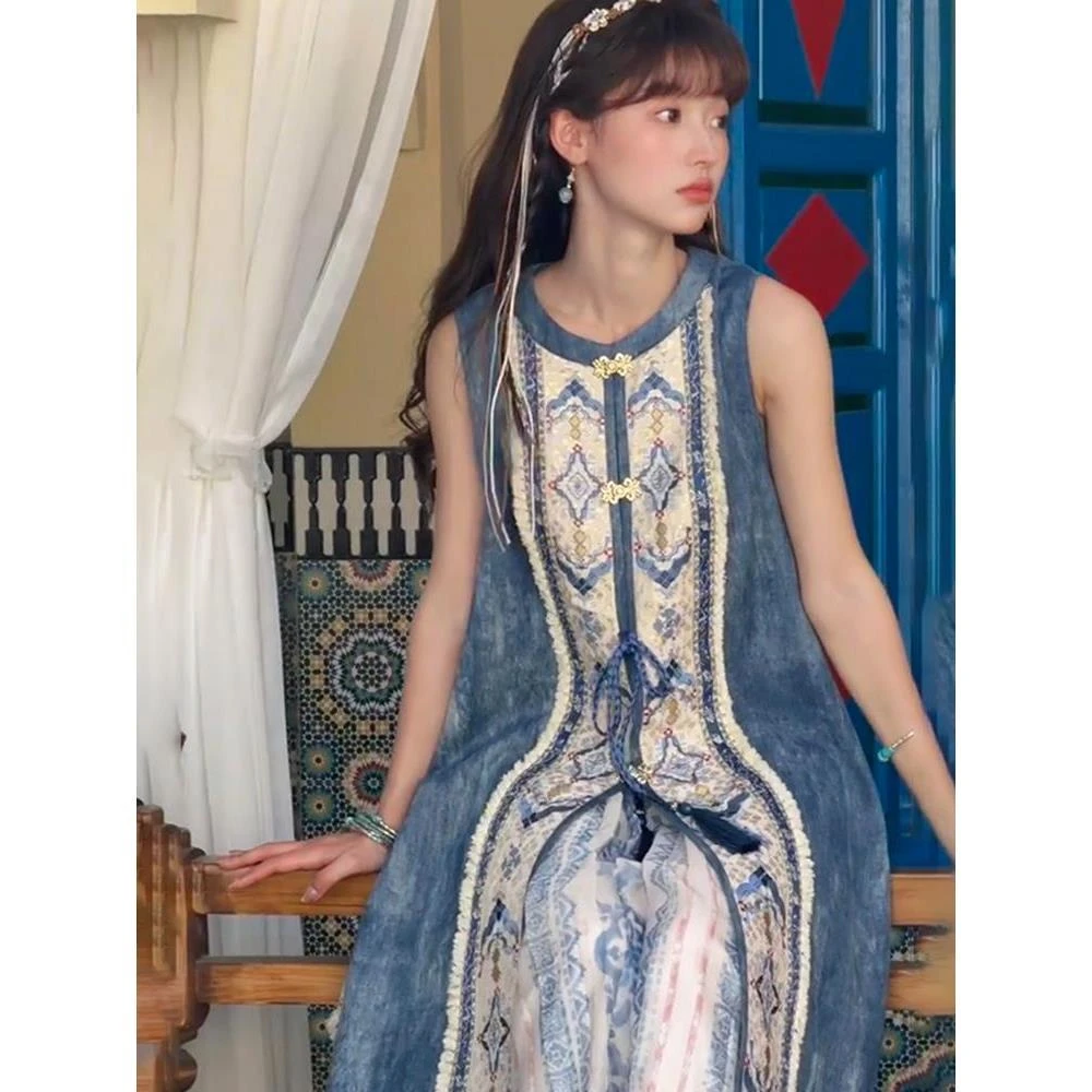 2025夏季新款法式氛围感气质漂亮刺绣无袖比甲女休闲度假长款上衣