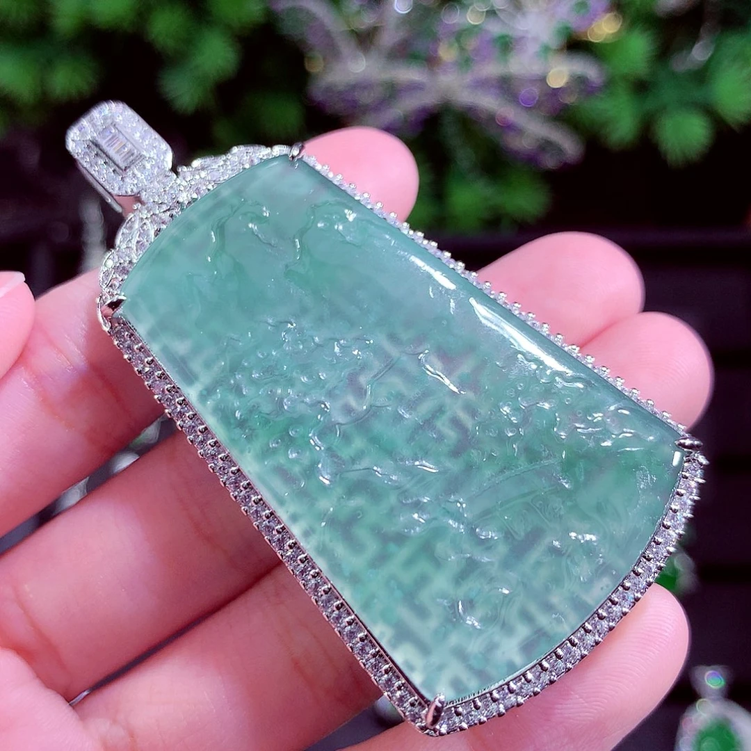 颈饰未镶嵌翡翠天然