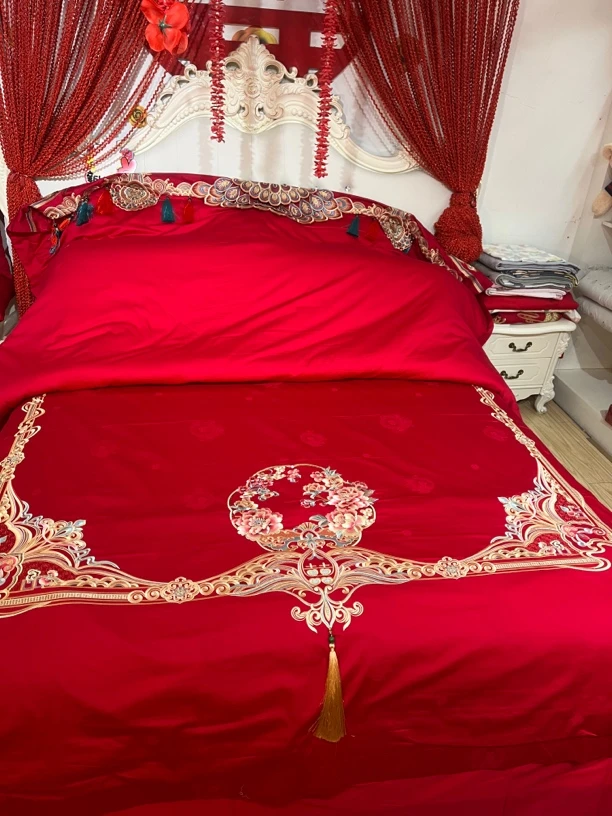 重工刺绣婚庆四件套