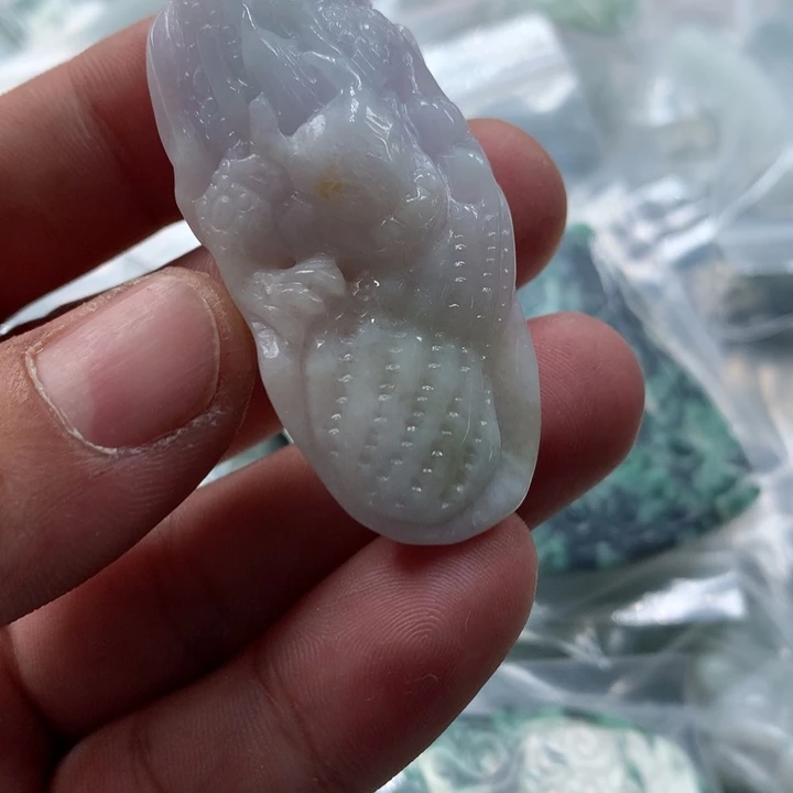 翡翠未镶嵌颈饰保真天然a货翡翠