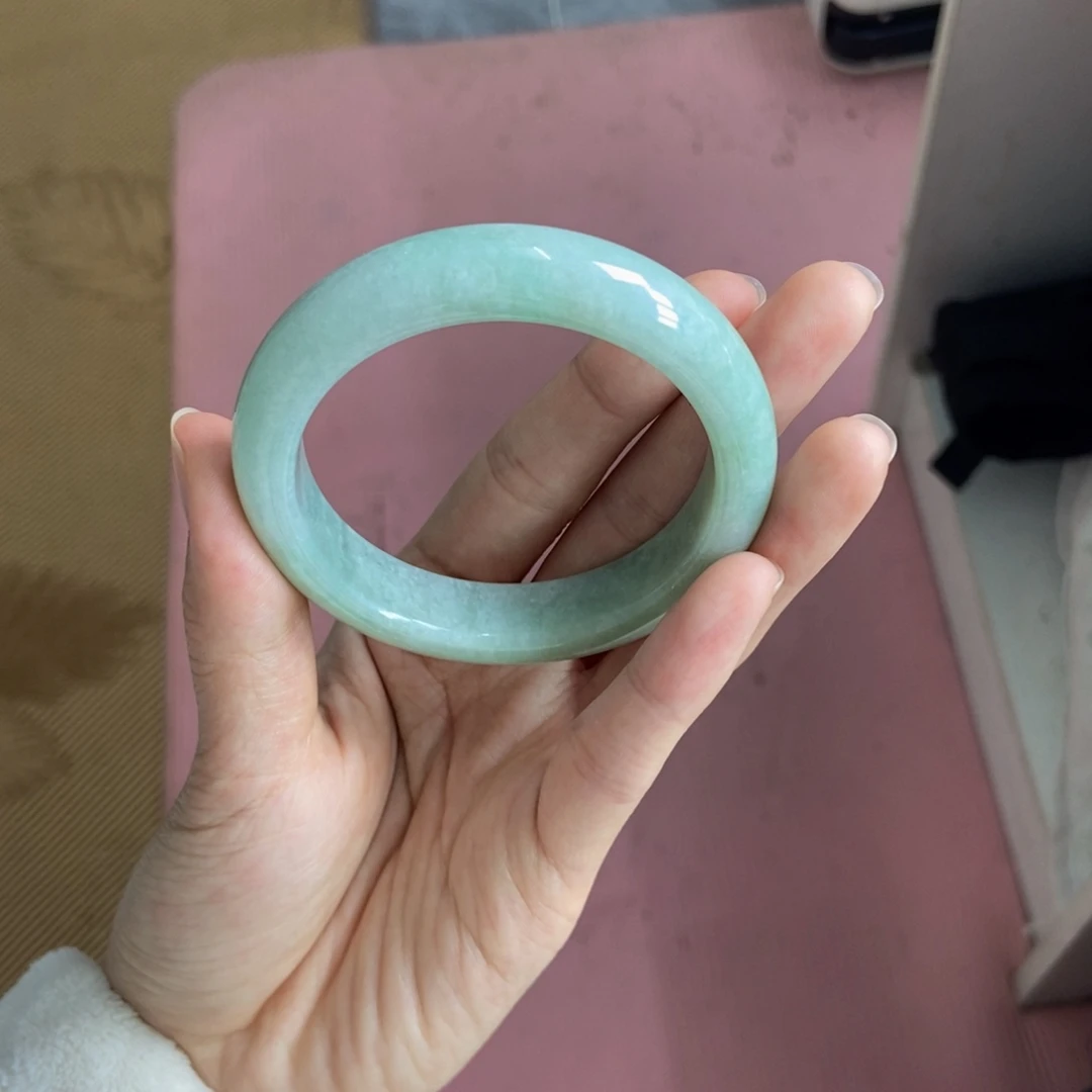 翡翠未镶嵌手镯56正圈