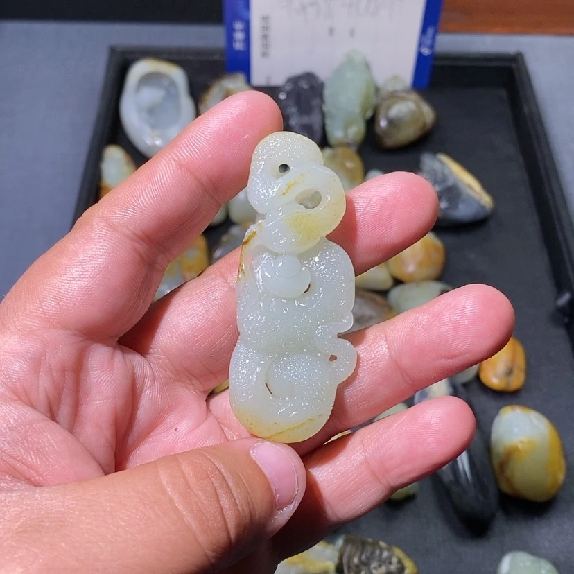 【闪购商品】和田玉颈饰未镶嵌娃**哥