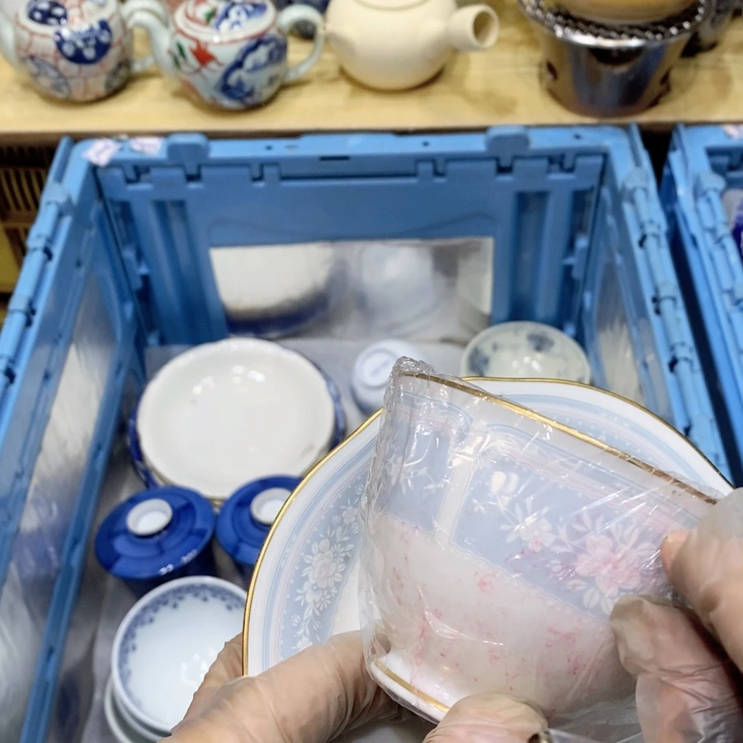 雨***含瓷片哈哈哈哈哈哈哈哈哈哈