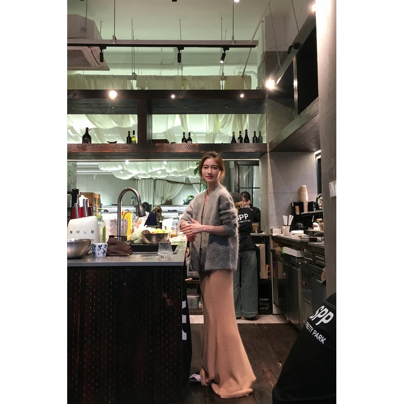 CUN BLVD 浣熊挂脖打底半裙套装