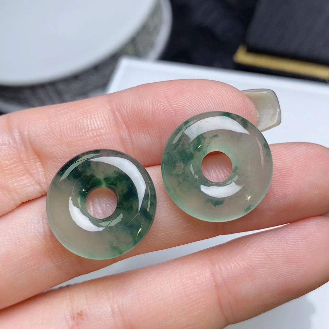 翡翠未镶嵌耳饰飘花甜甜圈