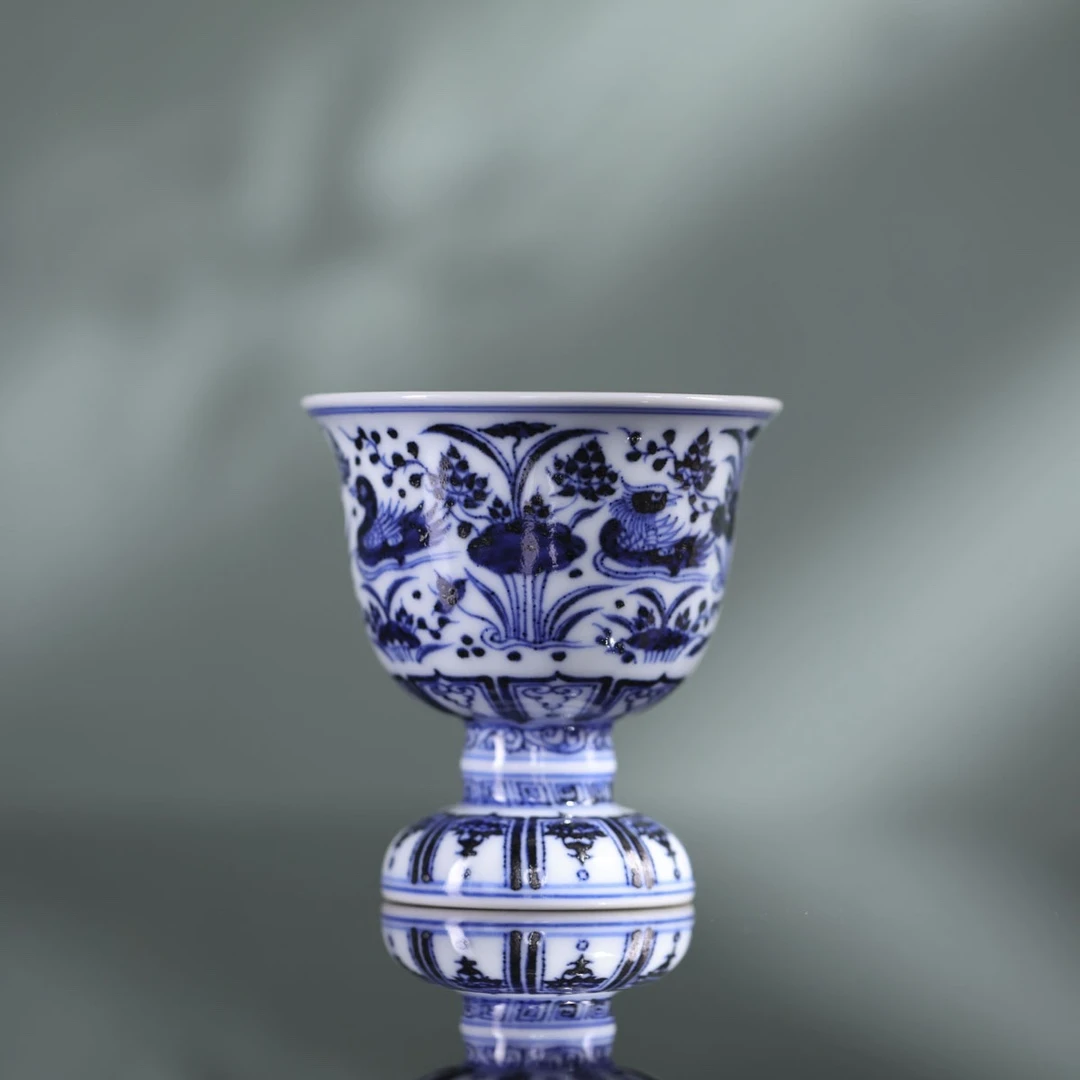 春风祥玉-青花鸳鸯高足小酒杯-陶瓷主人杯手绘有差异