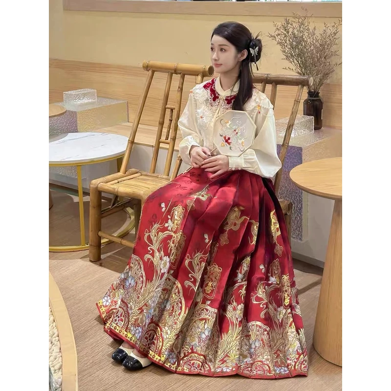 金玉良缘新款马面裙织金妆花红色复古中式