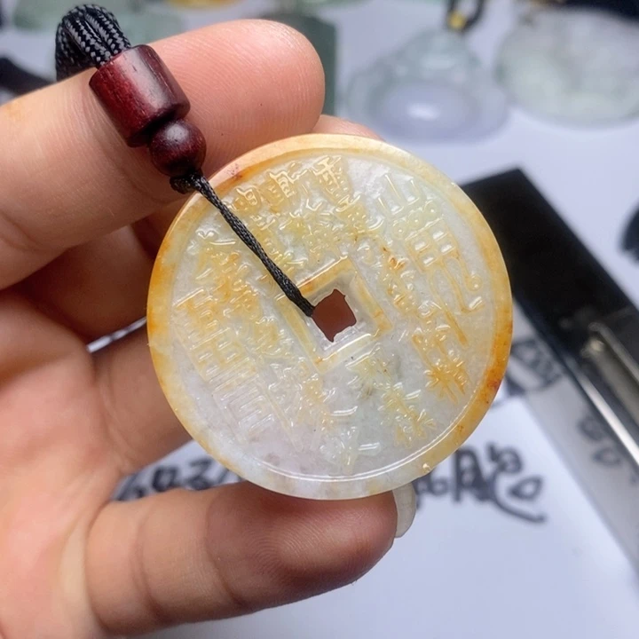 颈饰未镶嵌翡翠翡翠