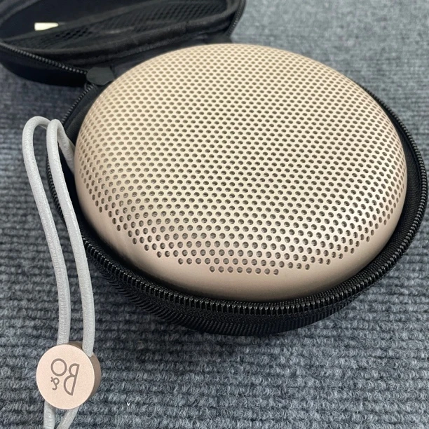 95新 B&O A1 无线蓝牙音箱户外扬声器便携防水随身音响