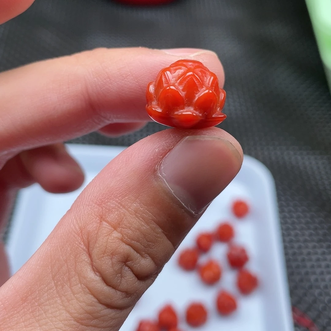 南红玛瑙15号 11*13柿子红立体莲花珠一颗未镶嵌