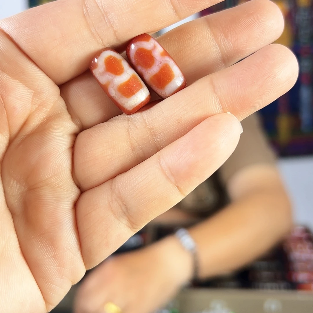 奶***宝合金颈饰玛瑙/玉髓