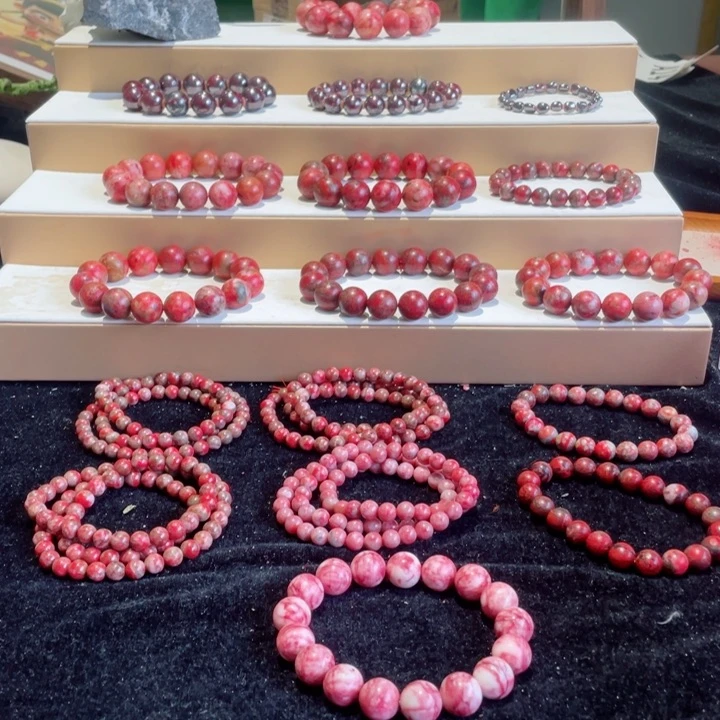 天然辰砂原石首饰