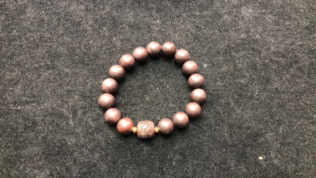 A21高端红色手串12m