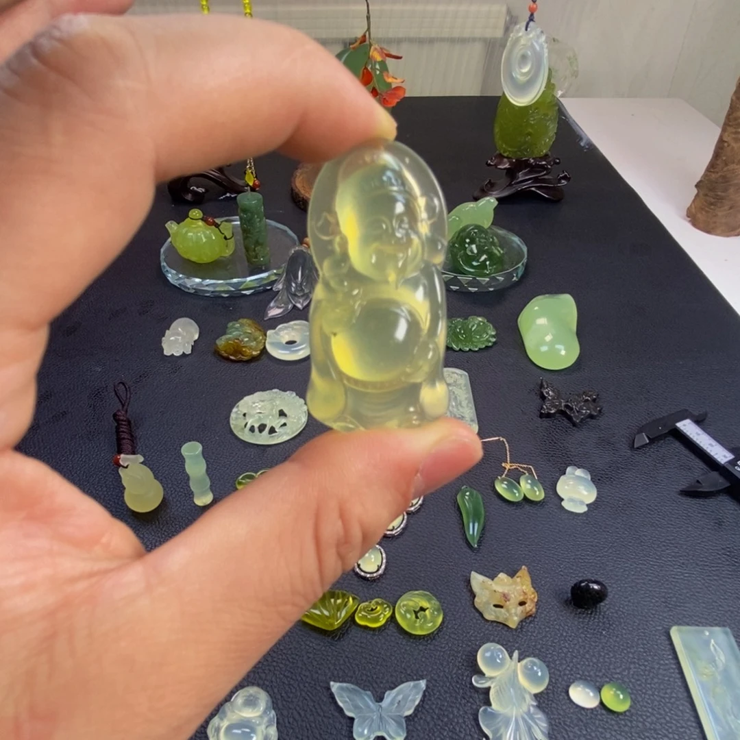 蛇纹石玉合金颈饰