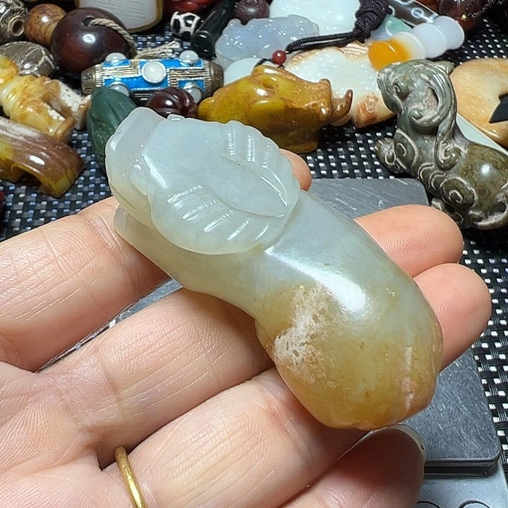 和田玉（糖玉）未镶嵌挂件