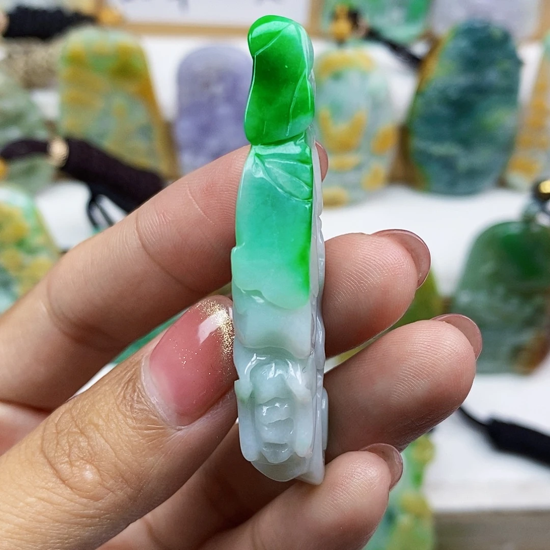 定制翡翠未镶嵌天然翡翠A货
