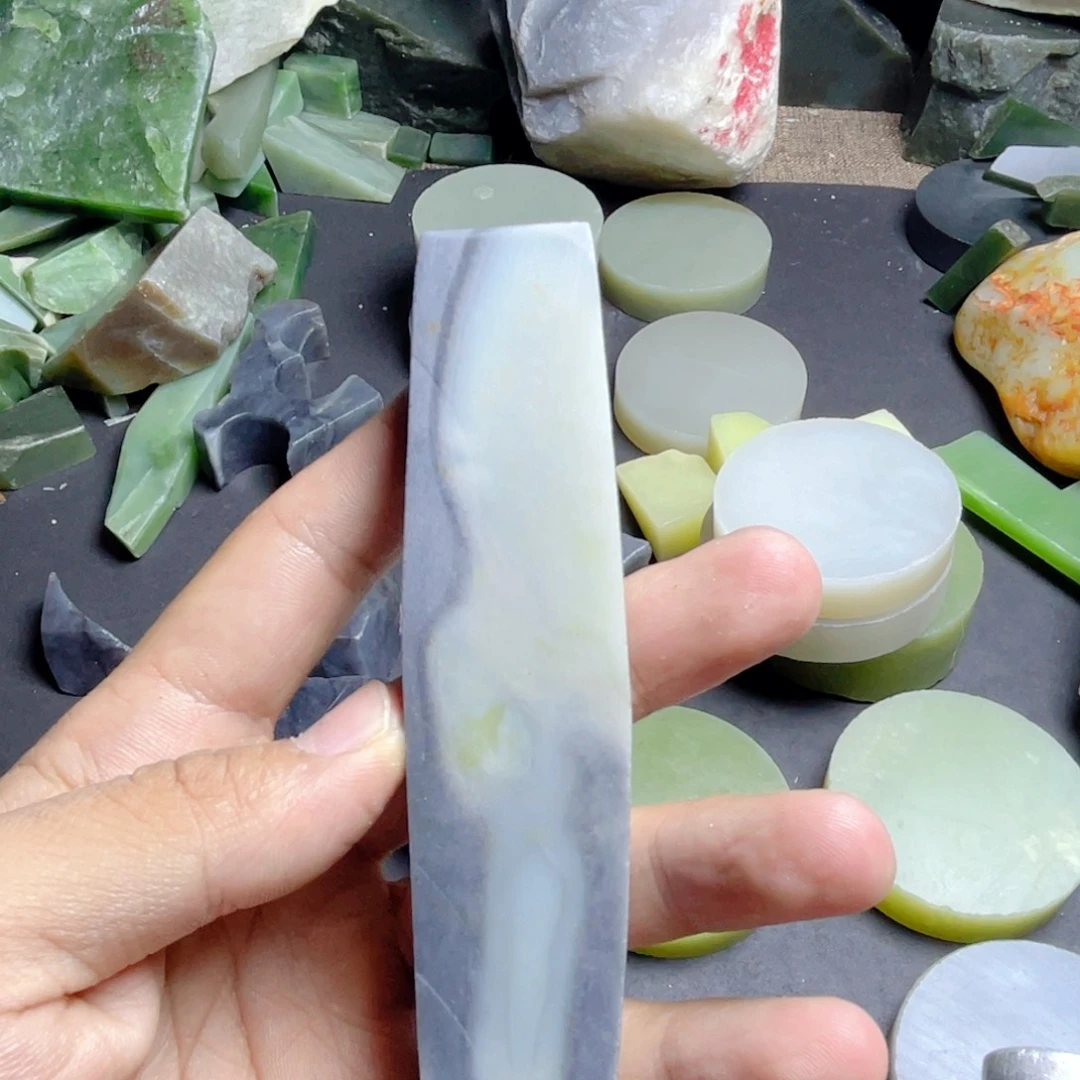 和田玉（糖玉）未镶嵌挂件