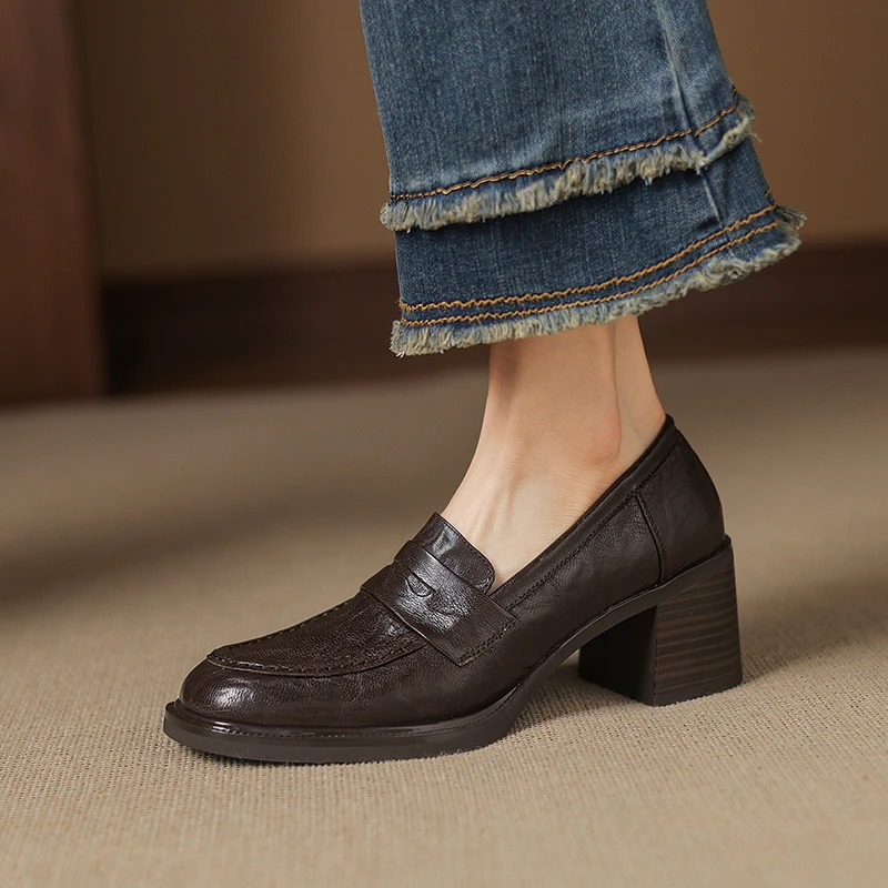 2025年秋冬新款学院风英伦乐福鞋女粗跟复古百搭时尚高跟气质单鞋