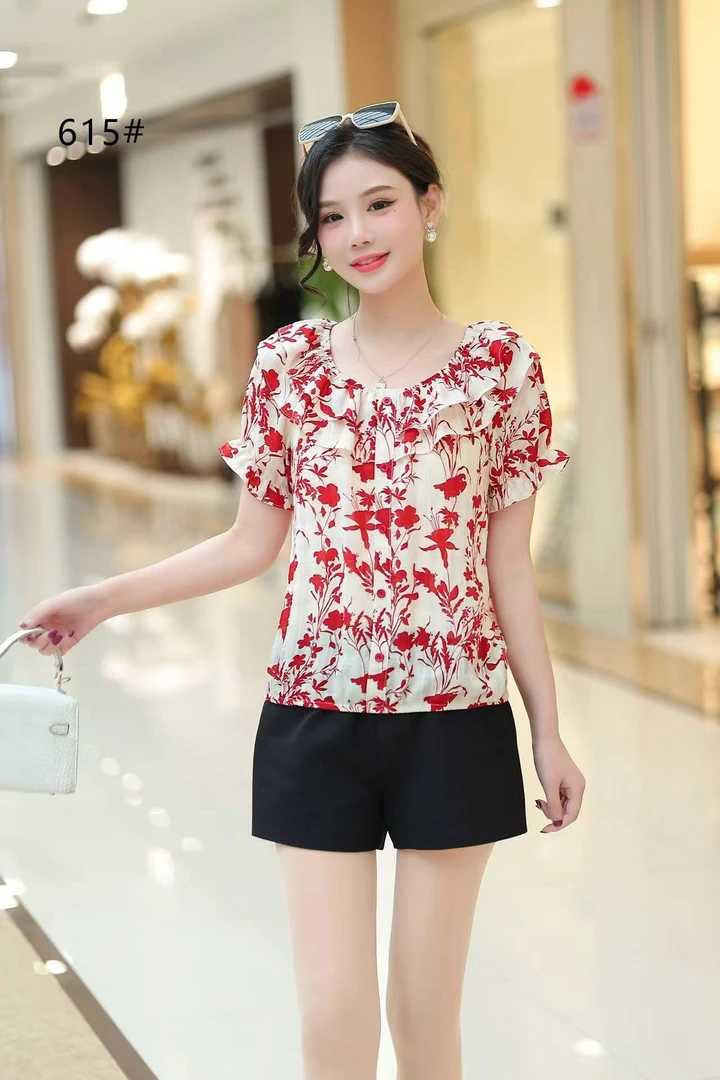 荷叶边常规款印花短袖蕾丝宽松碎花港风套头衬衫夏季打底上衣