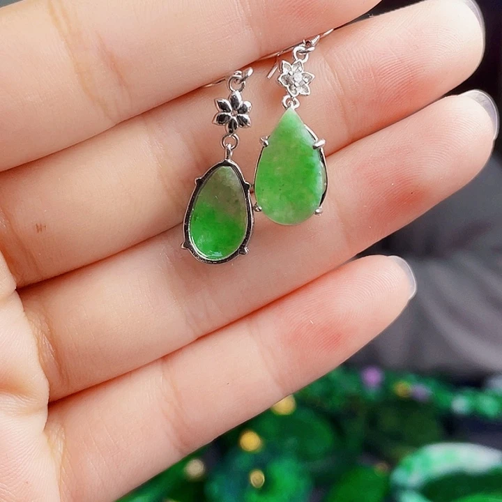 翡翠银S925镶嵌颈饰多样性