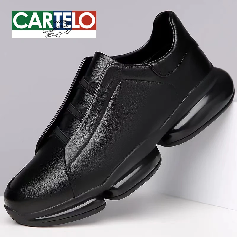 卡帝乐鳄鱼2025年夏季男士黑色时尚休闲运动鞋软底舒适百搭皮鞋