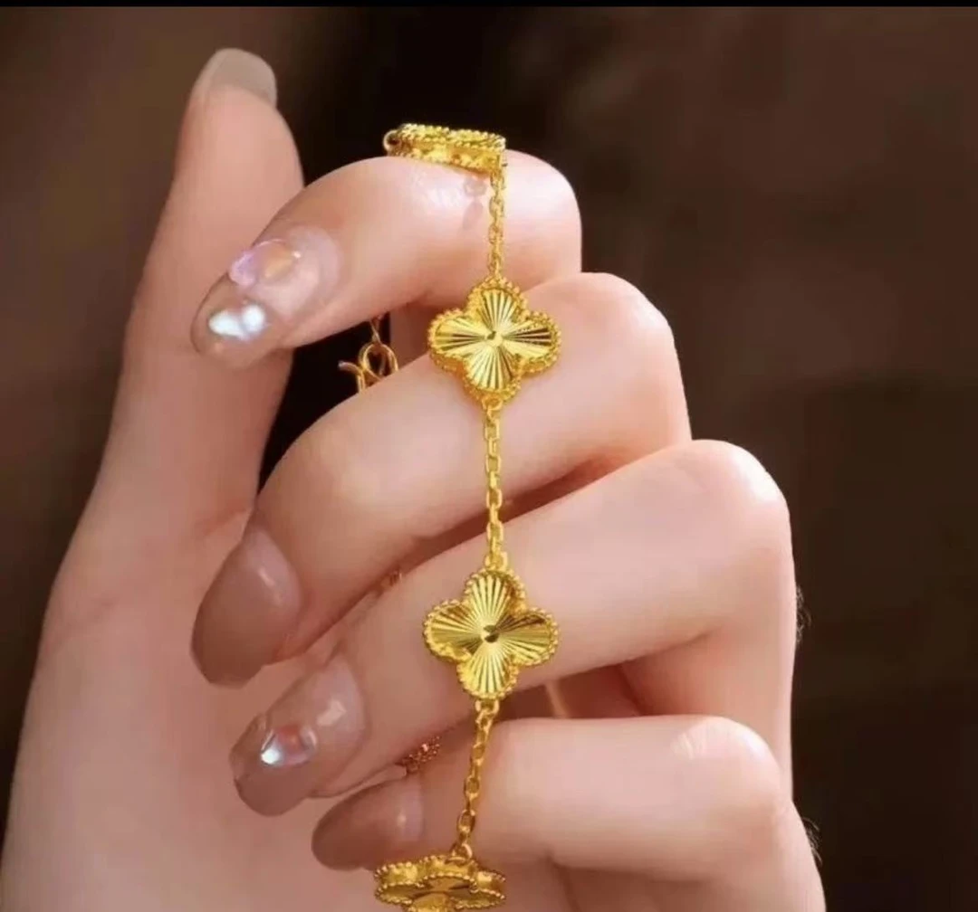 足银手链 【宝铺珠宝】足银 999 镭射四叶草手链（卡15mm） BP00009