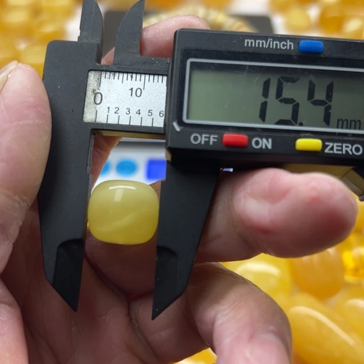 琥珀未镶嵌裸石原矿