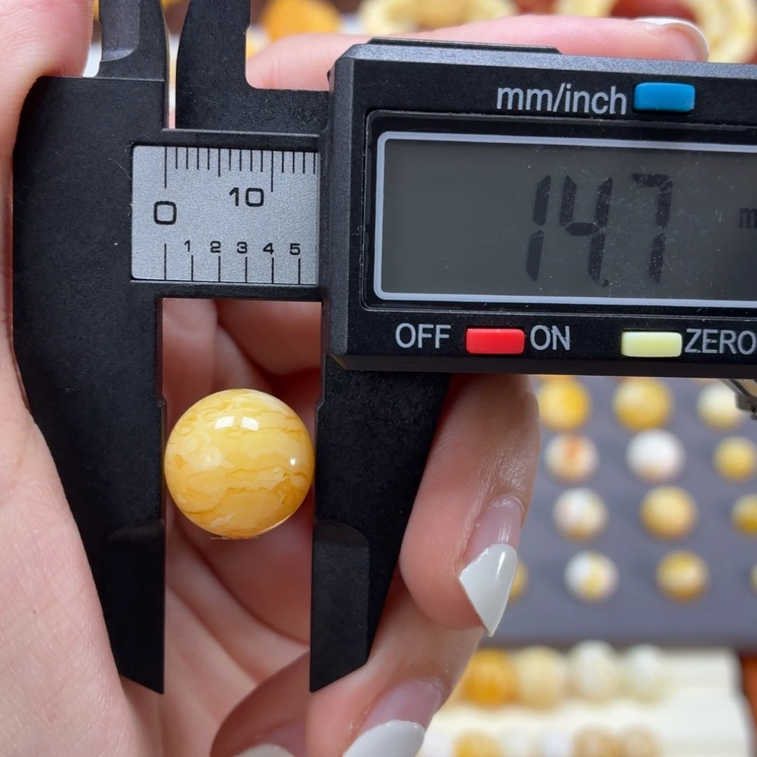 琥珀未镶嵌裸石焦皮虎皮纹14.7mm