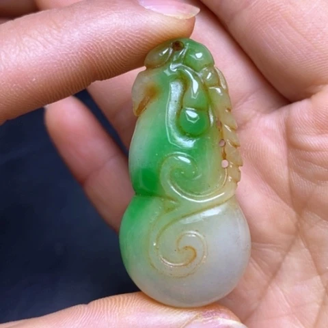 白玉菩提吊坠摆件